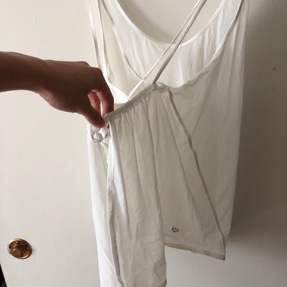 lululemon tank top - Picture 3 of 4